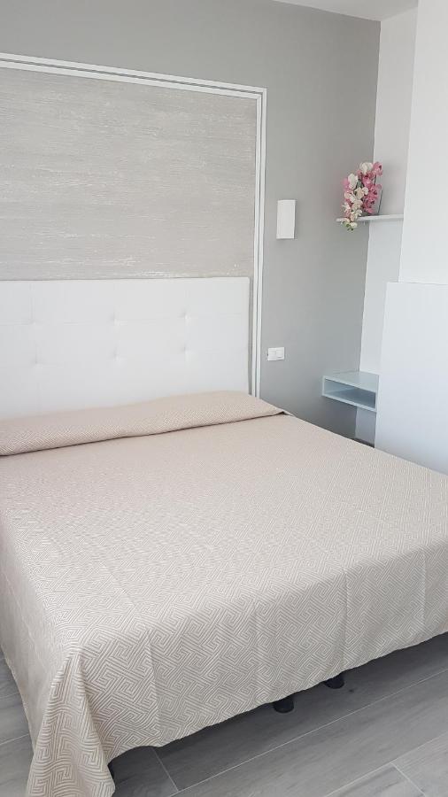 Albergo Paris Sottomarina Ngoại thất bức ảnh